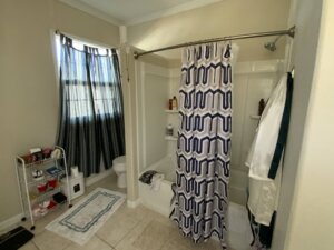 Bath 1 R64219