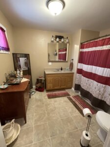 Upstairs Bath 1