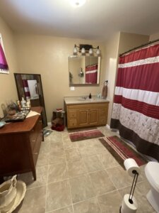 Upstairs Bath 5